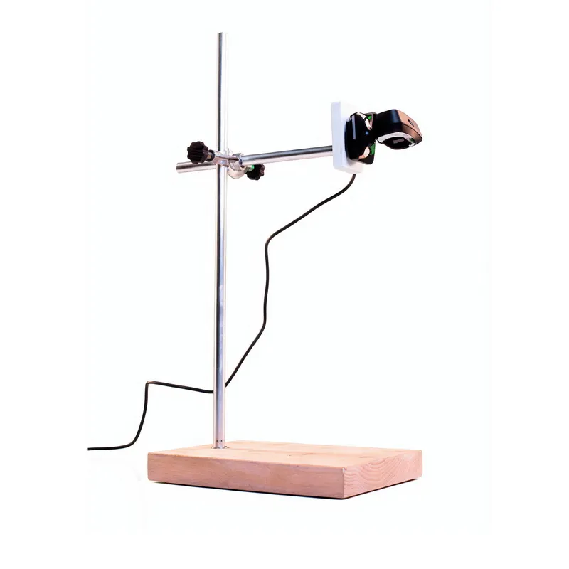 Веб-камера на подвижном штативе