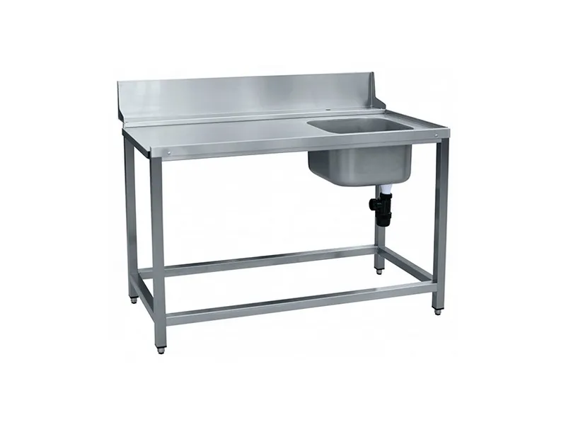 Стол предмоечный с душирующим устройством