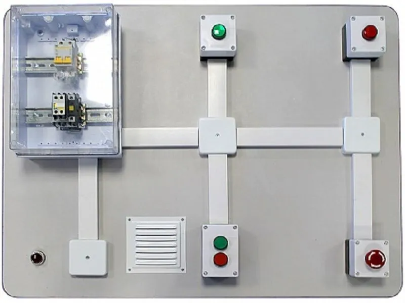Комплект Пуск и реверс двигателя — учебный стенд