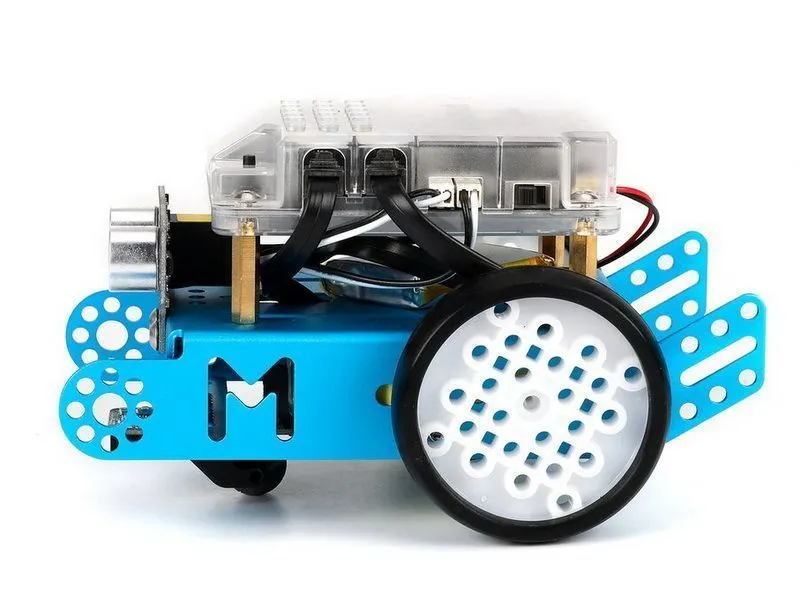 mBot — базовый робототехнический набор (Bluetooth)