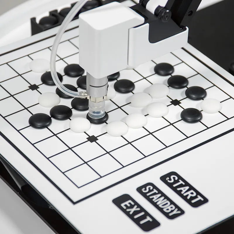 Четырёхосевой робот-манипулятор