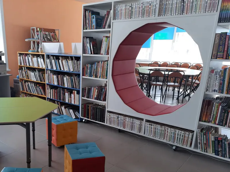 Стеллаж 2-сторонний ИЛЛЮМИНАТОР с посадочным местом 260х80х210 cм