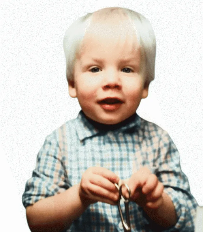 Дмитрий Маслов