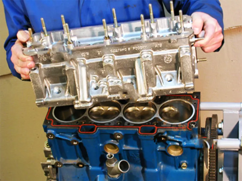 Комплект по разборке и сборке инжекторного двигателя 8 кл