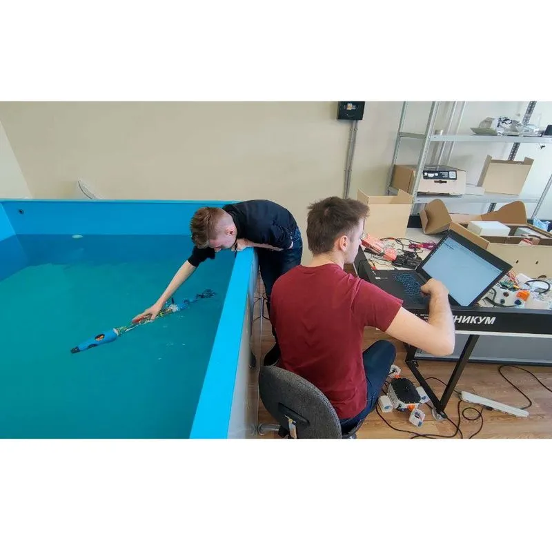 Автономный подводный робот «Гуппи» 10 м