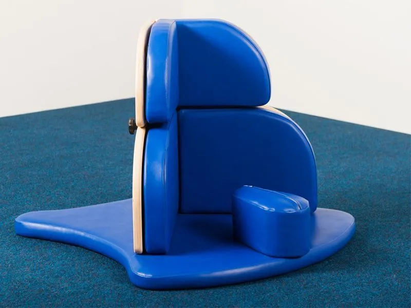 Стул для реабилитации угловой с абдуктором