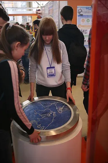 Модель «Рисунок течений» 70×70 см для демонстраций