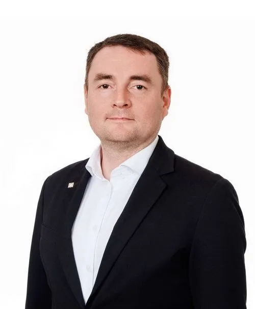 Дмитрий Самсонов