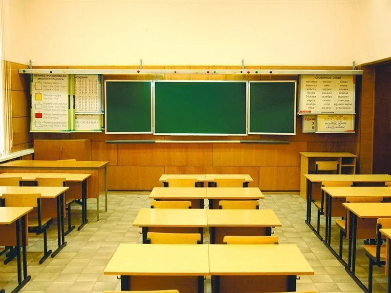 Алюминиевая картотека 2 м — до 20 плакатов