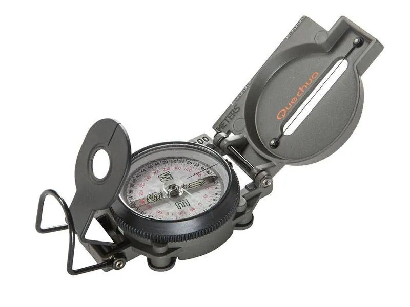 Компас с линзой