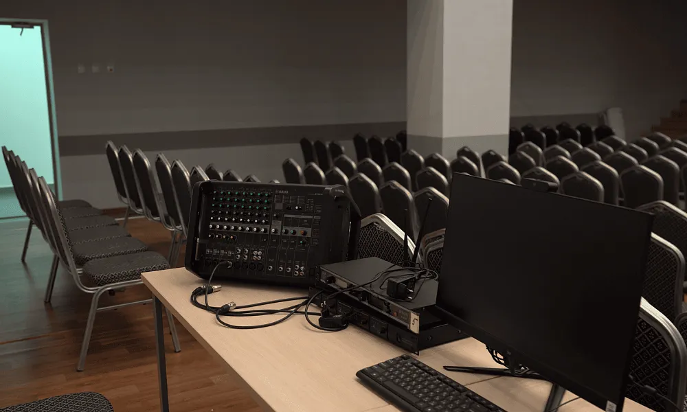 Актовый зал