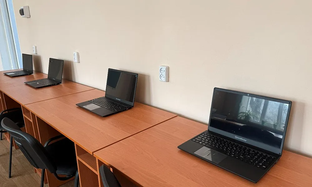 Кабинеты химии, биологии и информатики