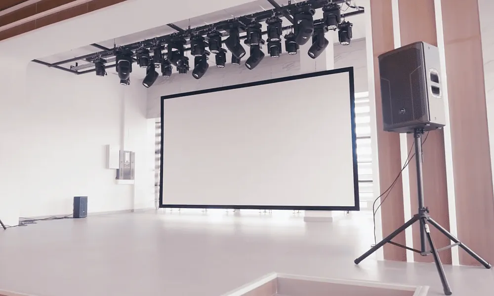 Театральный зал