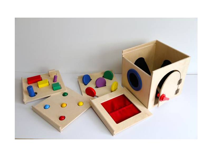 Тактильный модуль Ящик с замочками 300х300х300 мм