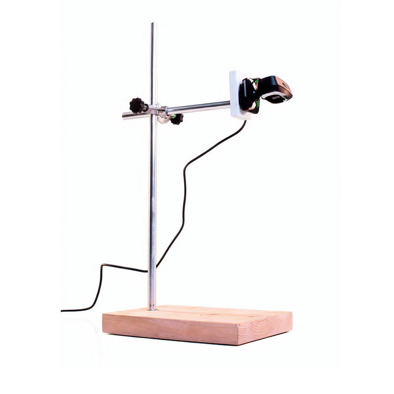 Веб-камера на подвижном штативе