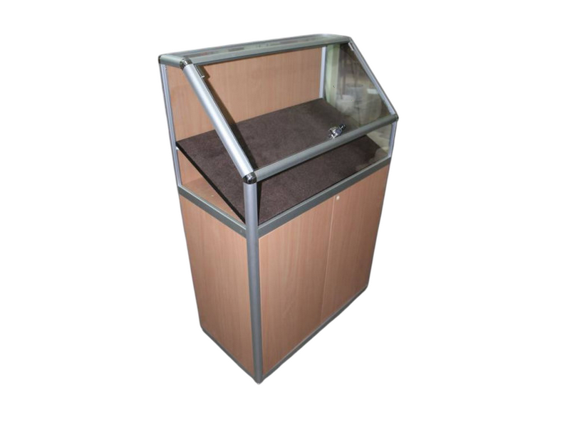 Витрина музейная наклонная, 850х1300х450 мм