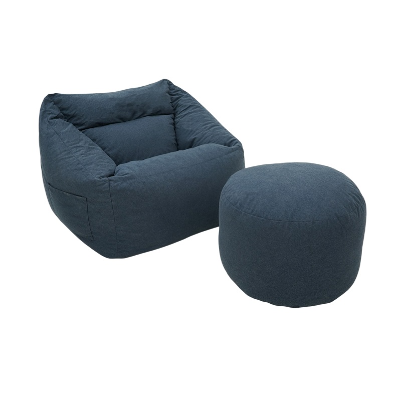 Комплект из кресла и пуфа