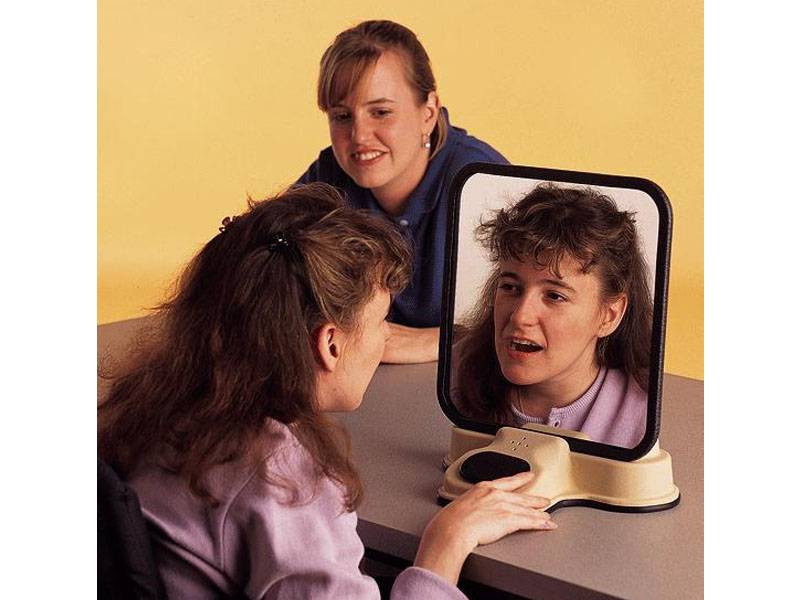 "Говорящее" логопедическое зеркало