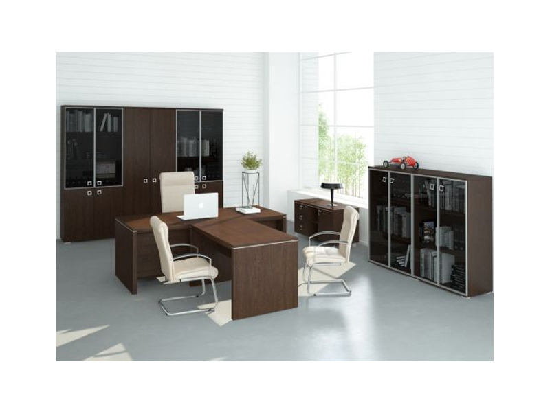 Комплект мебели в кабинет директора Cosmo
