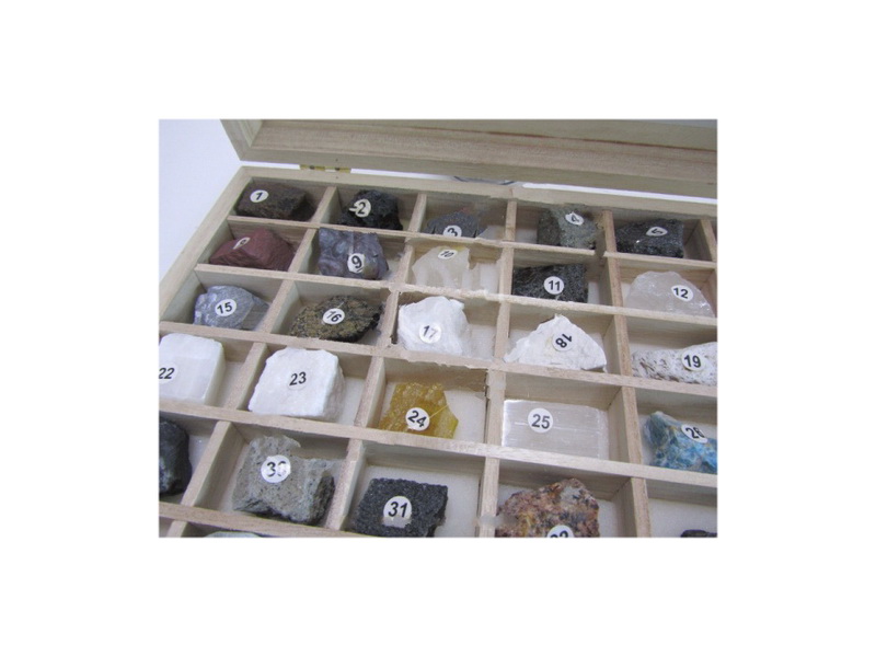 Коллекция "Минералы и горные породы" (49 видов)