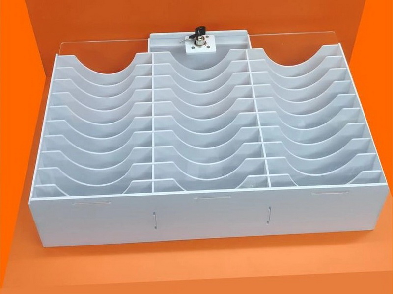 Шкаф для хранения 30 телефонов с крышкой и ключом