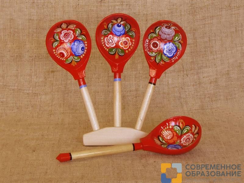 Ложки веерные с городецкой росписью