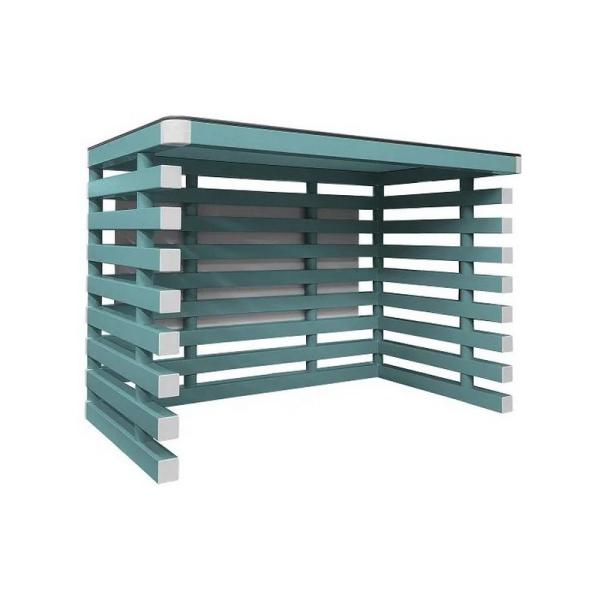 Стол тренера в бассейне