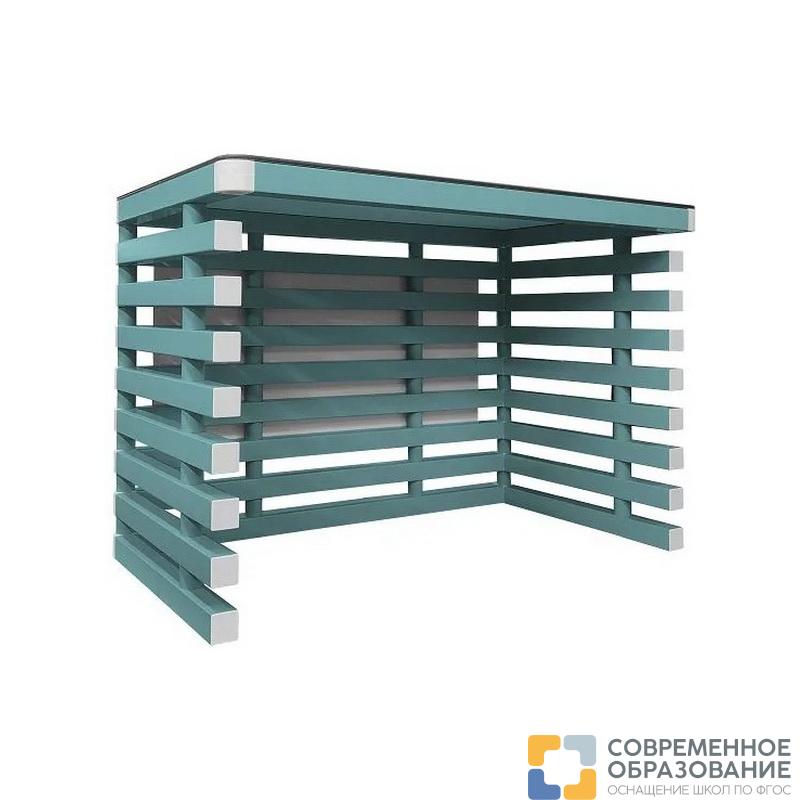 Стол тренера в бассейне